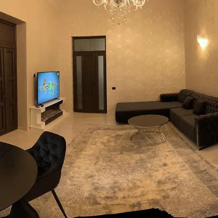 Cetate Apartment