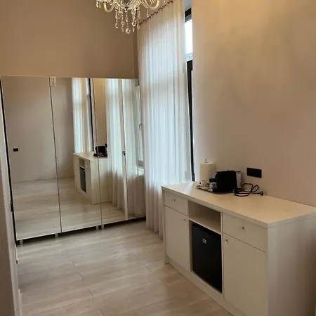 Cetate Apartment *